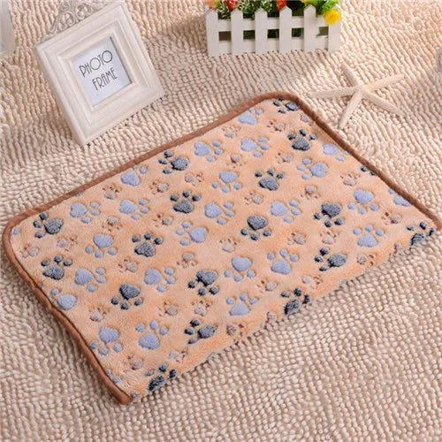 3 Sizes Cute Warm Pet Bed Mat Cover Towel Handcrafted Cat Dog Winter Fleece Soft Blanket for Small Large dogs Puppy Pet Supplies