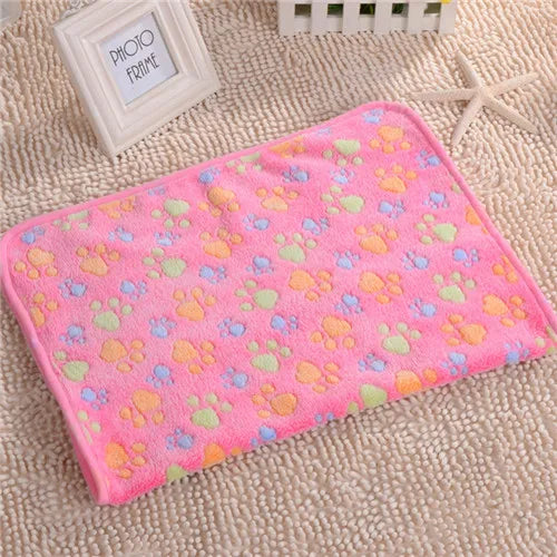 3 Sizes Cute Warm Pet Bed Mat Cover Towel Handcrafted Cat Dog Winter Fleece Soft Blanket for Small Large dogs Puppy Pet Supplies